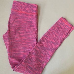 Like new Ivivva leggings size 14.